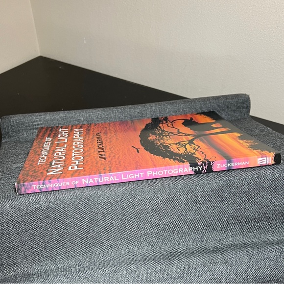 First Edition Softcover “Techniques Of Natural Light Photography” Jim Zuckerman - Picture 3 of 12